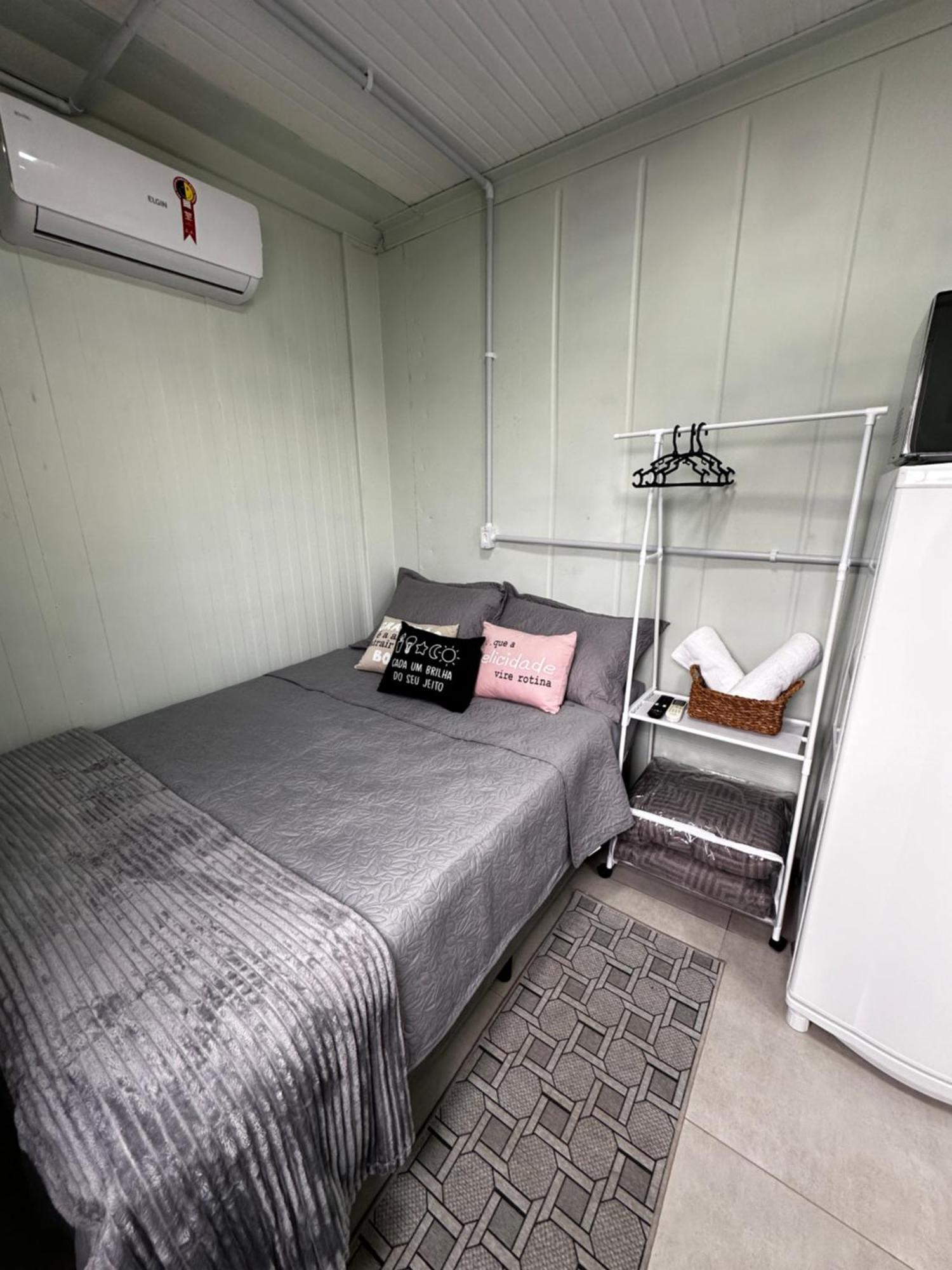 Kitnet Container Com Garagem Villa Itapema Buitenkant foto
